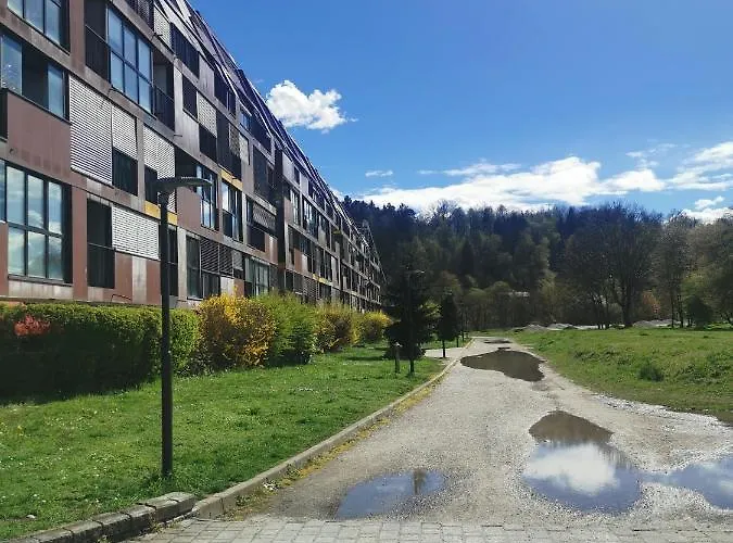 Cozy With Free Parking And Balcony * Ljubljana