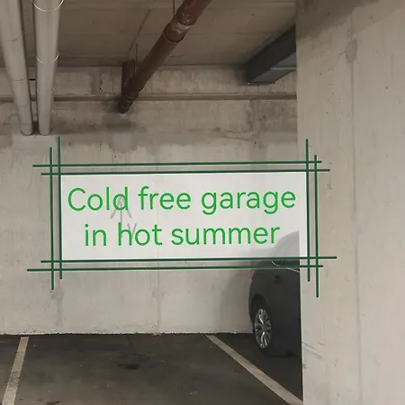 Cozy With Free Parking And Balcony *