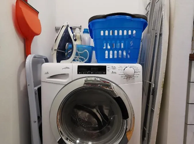 Cozy With Free Parking And Balcony Appartement Ljubljana