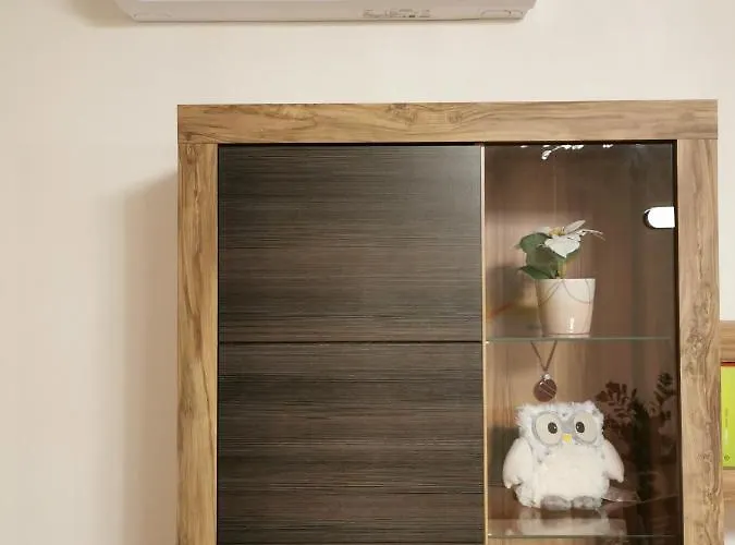 Cozy With Free Parking And Balcony Appartement *